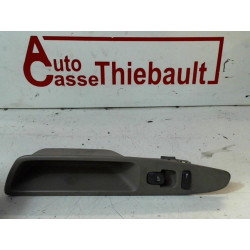 Interrupteur de leve vitre avant droit VOLVO S40 (MS) BERLINE 1.9 d’occasion