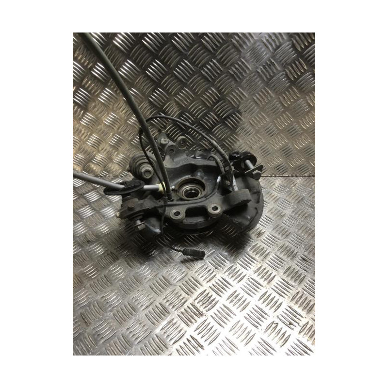 Fusee arriere gauche BMW SERIE 1 F21 PHASE 2 d’occasion