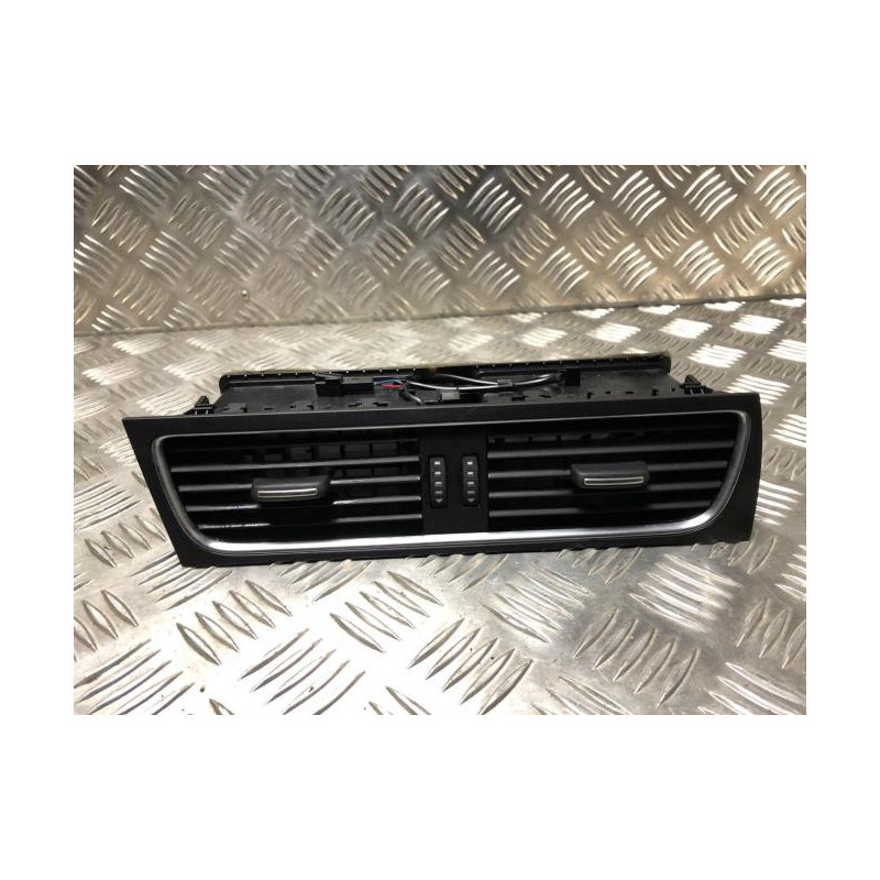 Aerateur tableau de bord AUDI A5 1 SPORTBACK S5 PHASE 1 d’occasion
