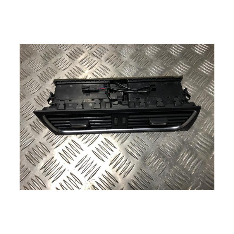 Aerateur tableau de bord AUDI A5 1 SPORTBACK S5 PHASE 1 d’occasion
