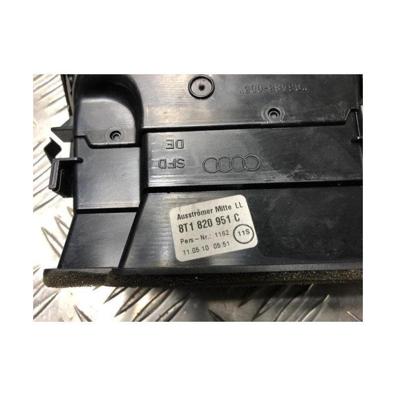 Aerateur tableau de bord AUDI A5 1 SPORTBACK S5 PHASE 1 d’occasion