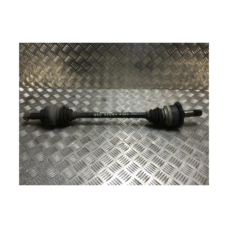 Cardan arriere gauche (transmission) BMW SERIE 1 F21 PHASE 2 d’occasion