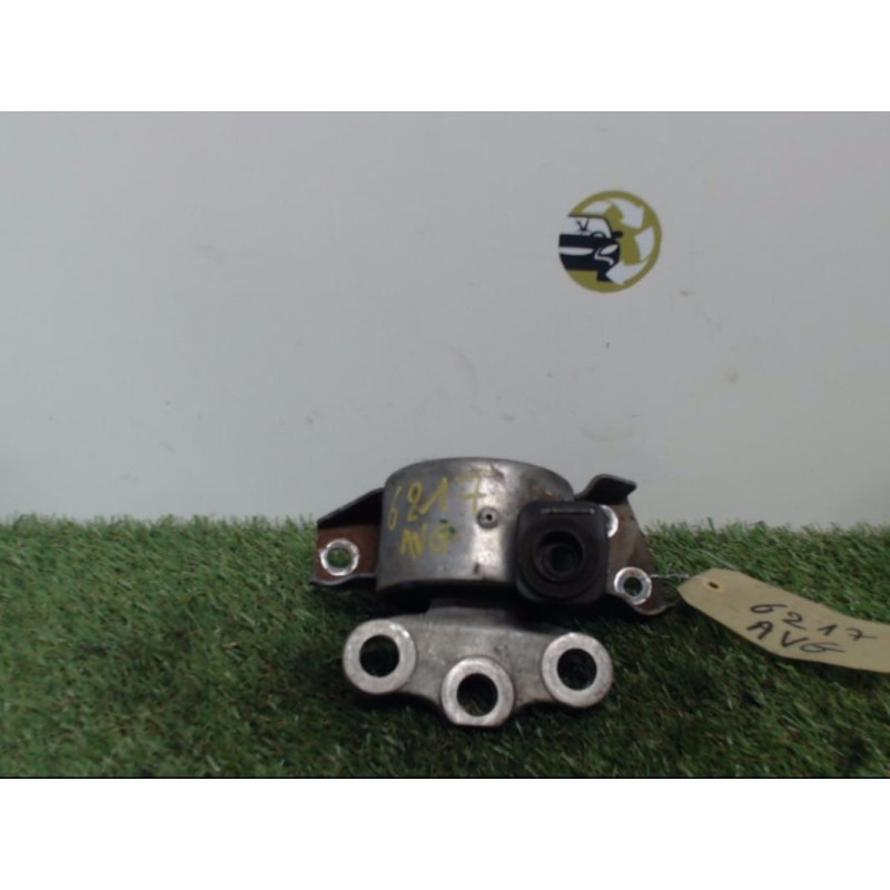 Support moteur gauche FIAT GRANDE PUNTO d’occasion