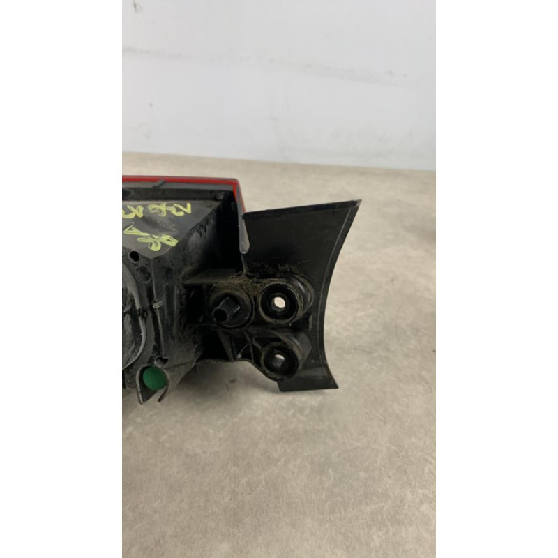 Feu arriere principal droit (feux) RENAULT CLIO 4 PHASE 1 d’occasion