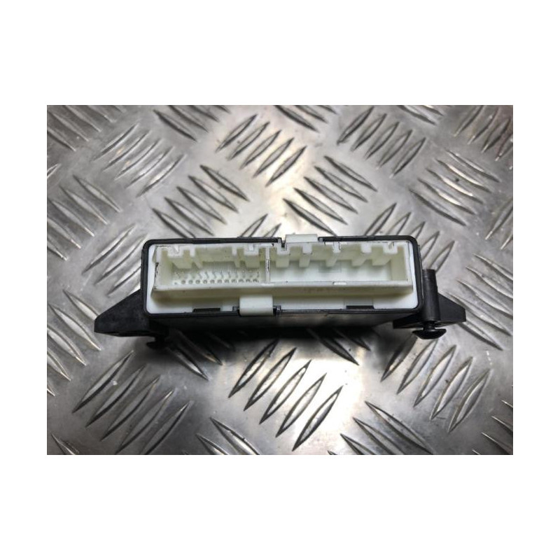 Boitier d'aide au stationnement RENAULT CLIO 4 PHASE 2 d’occasion