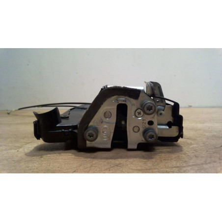 Fermeture centralisee avant droit TOYOTA RAV4 2 PHASE 1 d’occasion