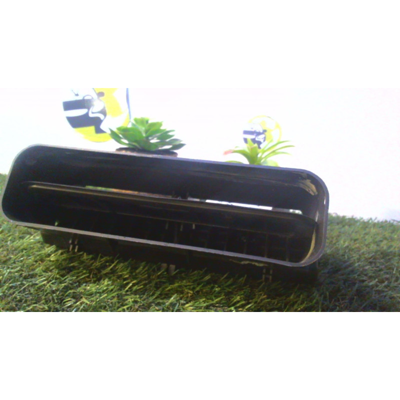 Aerateur tableau de bord PEUGEOT 307 PHASE 1 CABRIOLET d’occasion