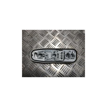 Platine feu arriere gauche RENAULT TWINGO 1 PHASE 3 d’occasion