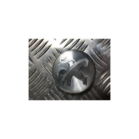 Enjoliveur PEUGEOT  d’occasion