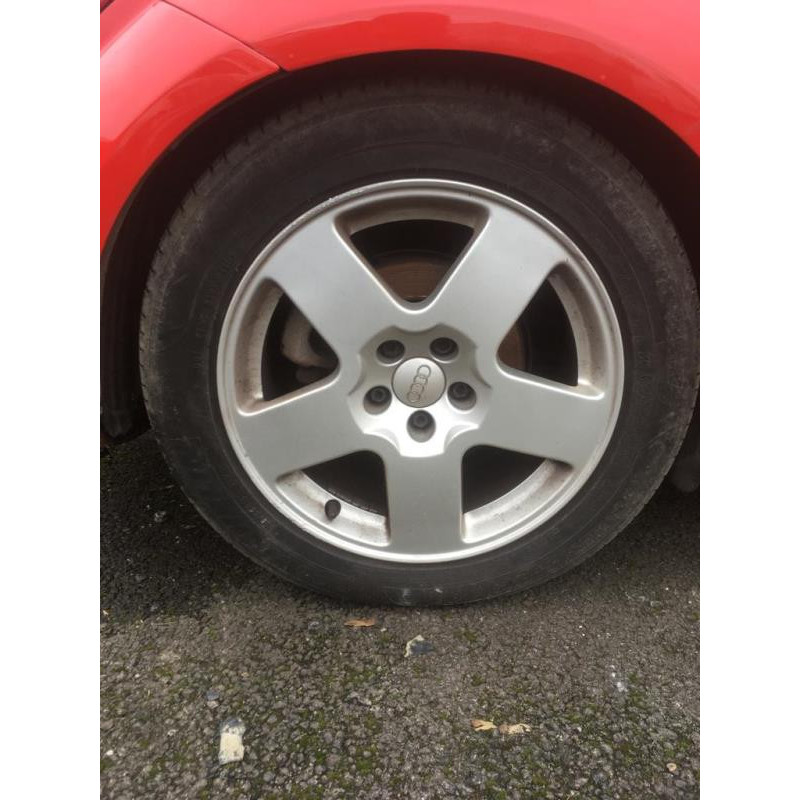 Poignee porte avant droit AUDI TT 1 COUPE d’occasion