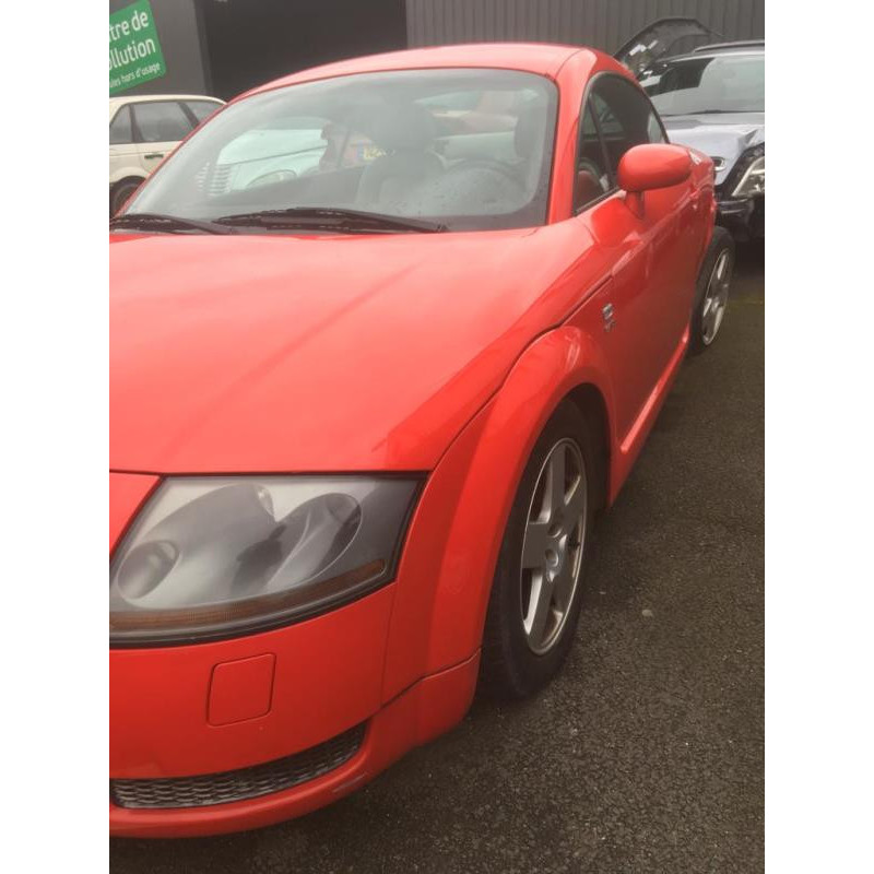 Poignee porte avant droit AUDI TT 1 COUPE d’occasion