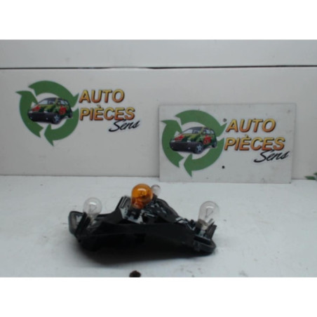 Platine feu arriere droit FIAT 500L PHASE 1 d’occasion