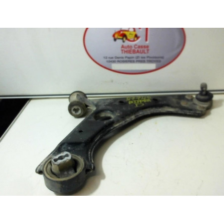 Triangle avant droit PEUGEOT BIPPER FOURGON d’occasion