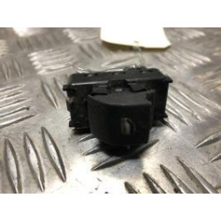 Interrupteur de leve vitre avant droit CITROEN BERLINGO 2 PHASE 1 d’occasion