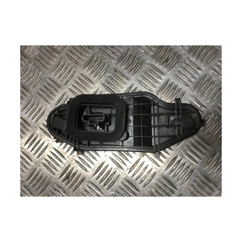 Platine feu arriere droit CITROEN BERLINGO 3 M d’occasion