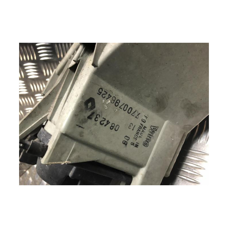 Optique avant principal gauche (feux)(phare) RENAULT CLIO 1 PHASE 1 d’occasion