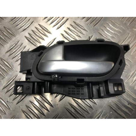 Poignee interieur avant gauche PEUGEOT 508 1 SW PHASE 2 BREAK d’occasion