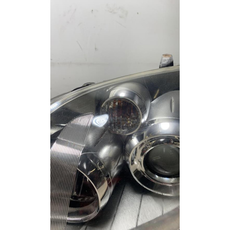 Optique avant principal gauche (feux)(phare) TOYOTA AVENSIS 2 PHASE 2 d’occasion