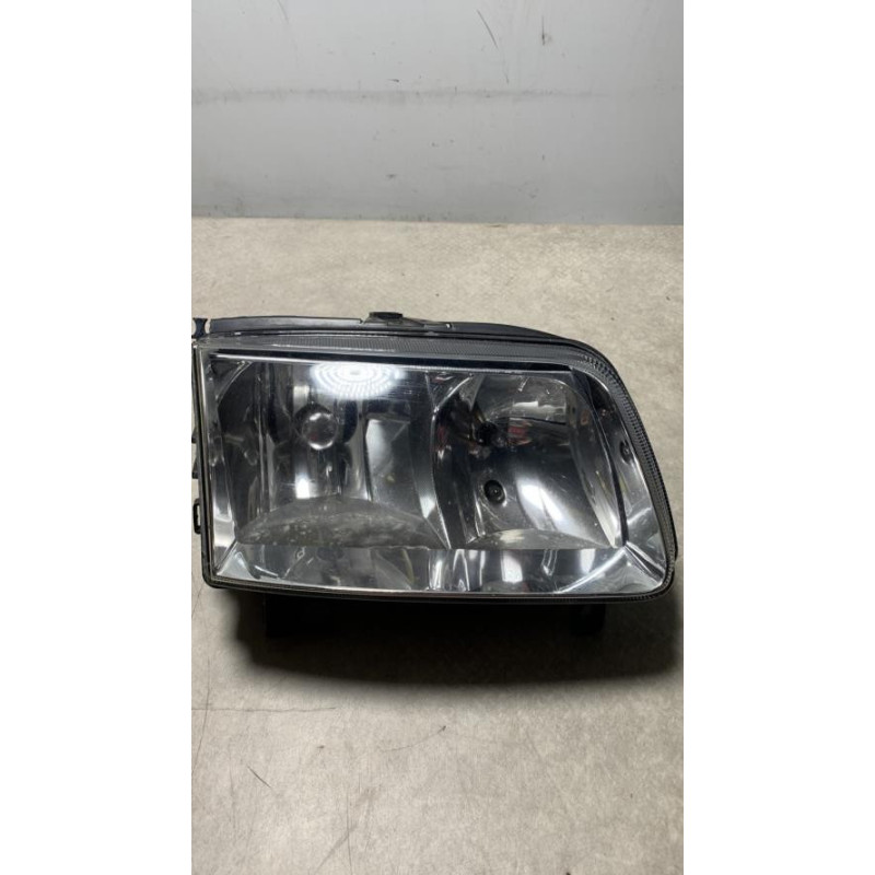 Optique avant principal droit (feux)(phare) VOLKSWAGEN POLO 3 PHASE 2 d’occasion