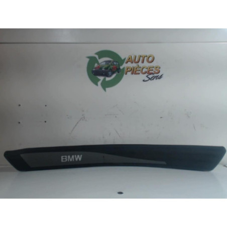 Baguette de porte arriere gauche  BMW SERIE 5 E60 PHASE 2 d’occasion
