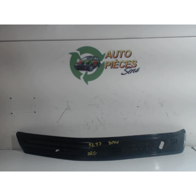 Baguette de porte arriere gauche  BMW SERIE 5 E60 PHASE 2 d’occasion
