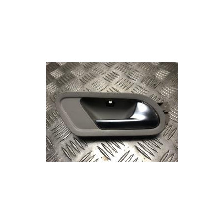 Poignee interieur avant droit VOLKSWAGEN EOS CABRIO PHASE 1 d’occasion