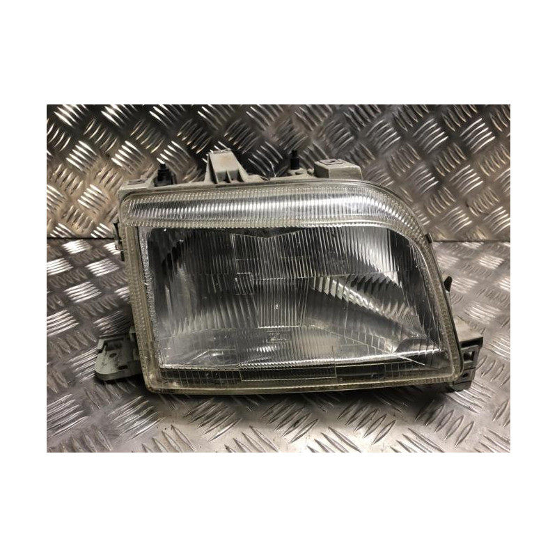 Optique avant principal droit (feux)(phare) RENAULT CLIO 1 PHASE 1 d’occasion