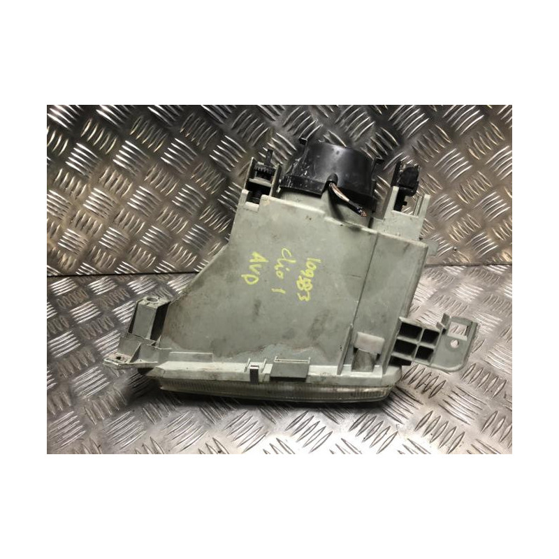 Optique avant principal droit (feux)(phare) RENAULT CLIO 1 PHASE 1 d’occasion