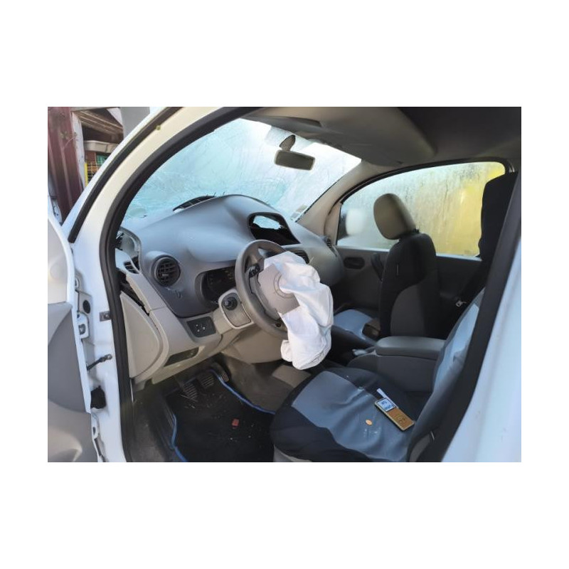 Pare boue arriere droit RENAULT KANGOO 2 PHASE 1 d’occasion