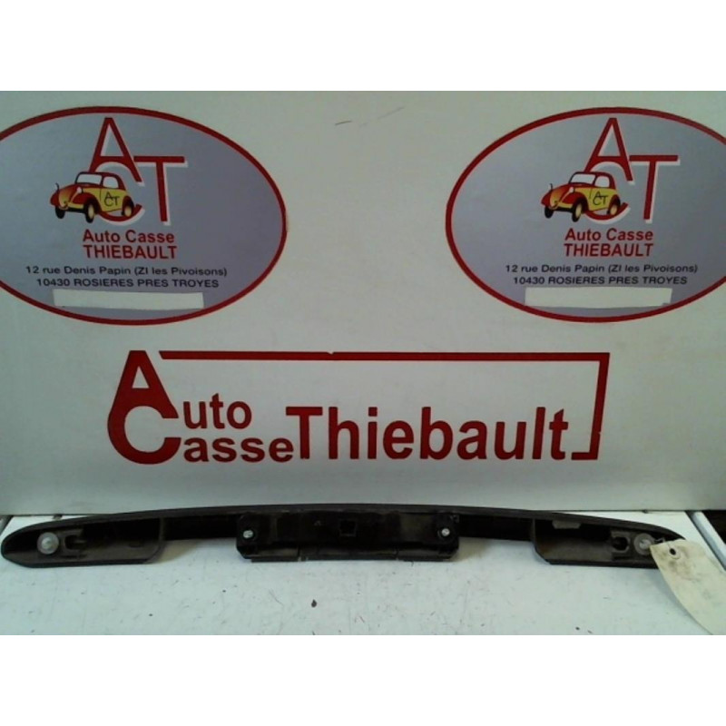 Bandeau de feu malle/hayon CITROEN C3 1.1 d’occasion
