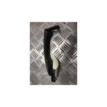 Poignee porte avant gauche CITROEN BERLINGO 3 M d’occasion