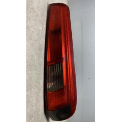 Feu arriere principal droit (feux) FORD FIESTA 5 PHASE 1 d’occasion