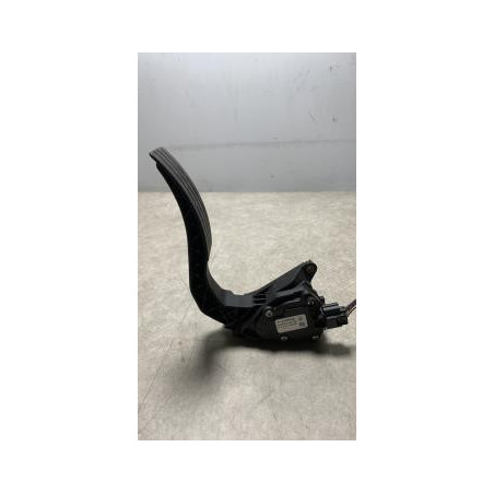 Pedalier d'accelerateur RENAULT CLIO 4 PHASE 1 d’occasion