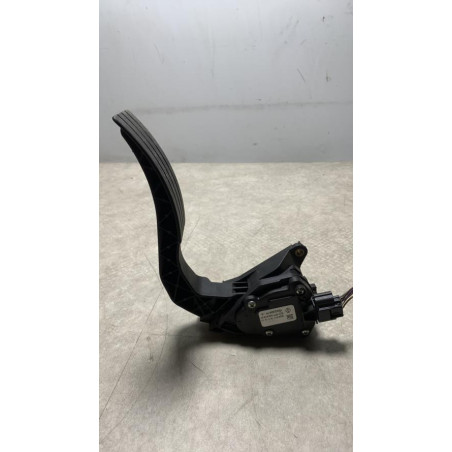 Pedalier d'accelerateur RENAULT CLIO 4 PHASE 1 d’occasion