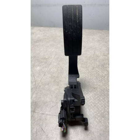 Pedalier d'accelerateur RENAULT CLIO 4 PHASE 1 d’occasion