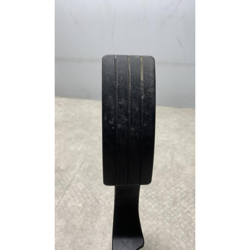 Pedalier d'accelerateur RENAULT CLIO 4 PHASE 1 d’occasion