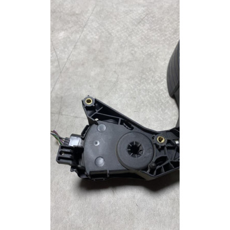 Pedalier d'accelerateur RENAULT CLIO 4 PHASE 1 d’occasion