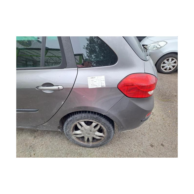 Platine feu arriere droit RENAULT CLIO 3 PHASE 1 BREAK d’occasion