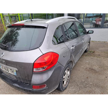 Platine feu arriere droit RENAULT CLIO 3 PHASE 1 BREAK d’occasion