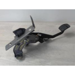 Pedalier d'embrayage RENAULT CLIO 4 PHASE 1 d’occasion