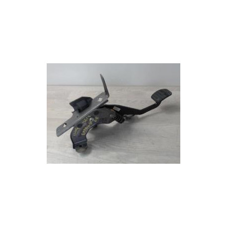 Pedalier d'embrayage RENAULT CLIO 4 PHASE 1 d’occasion