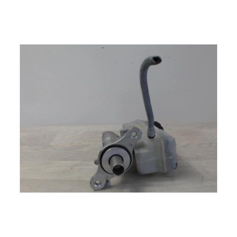 Maitre cylindre (freinage) RENAULT CLIO 4 PHASE 1 d’occasion