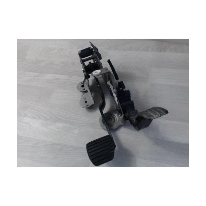Pedalier RENAULT GRAND SCENIC 3 PHASE 1 d’occasion