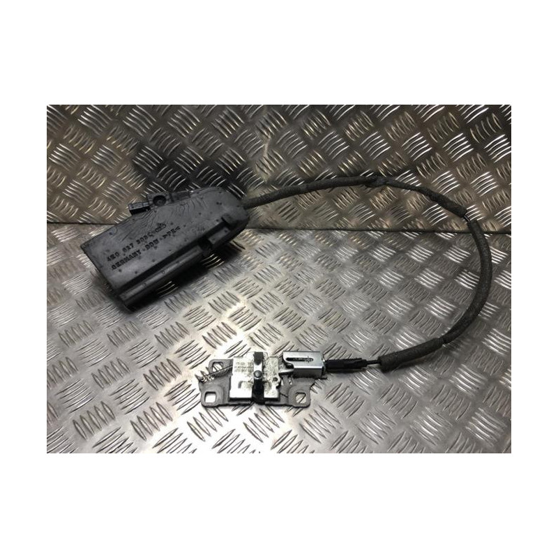 Serrure de coffre AUDI A8 2 PHASE 1 d’occasion