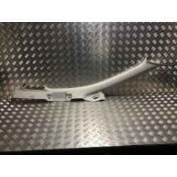Garniture laterale arriere droite AUDI A8 2 PHASE 1 d’occasion