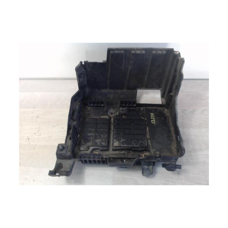 Coffre à batterie RENAULT MEGANE 2 PHASE 2 d’occasion