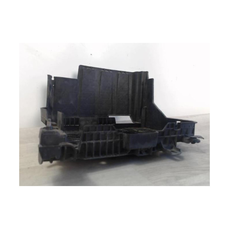 Coffre à batterie RENAULT MEGANE 2 PHASE 2 d’occasion