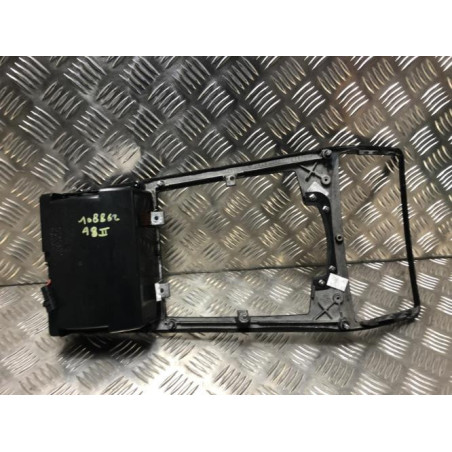 Console central (interieur plastique) AUDI A8 2 PHASE 1 d’occasion