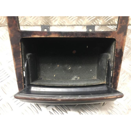 Console central (interieur plastique) AUDI A8 2 PHASE 1 d’occasion