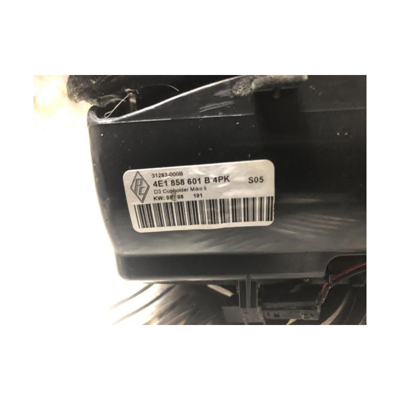 Console central (interieur plastique) AUDI A8 2 PHASE 1 d’occasion